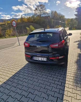 Kia Sportage cena 45000 przebieg: 187000, rok produkcji 2011 z Oświęcim małe 781